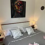 Luxury Julie Vinjerac