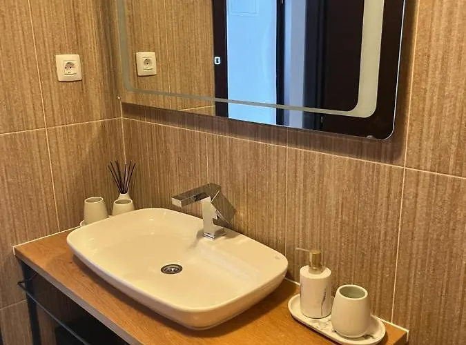 Luxury Julie * Vinjerac