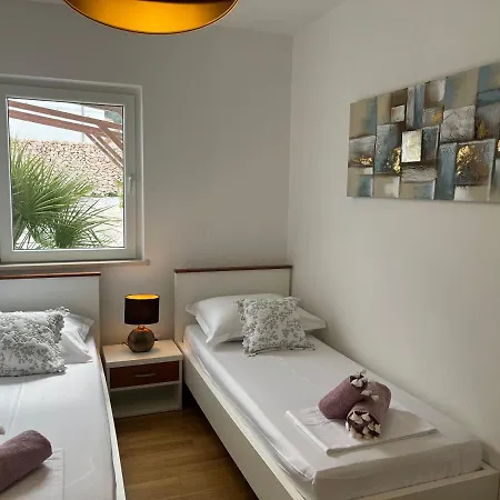 Luxury Julie Appartement *